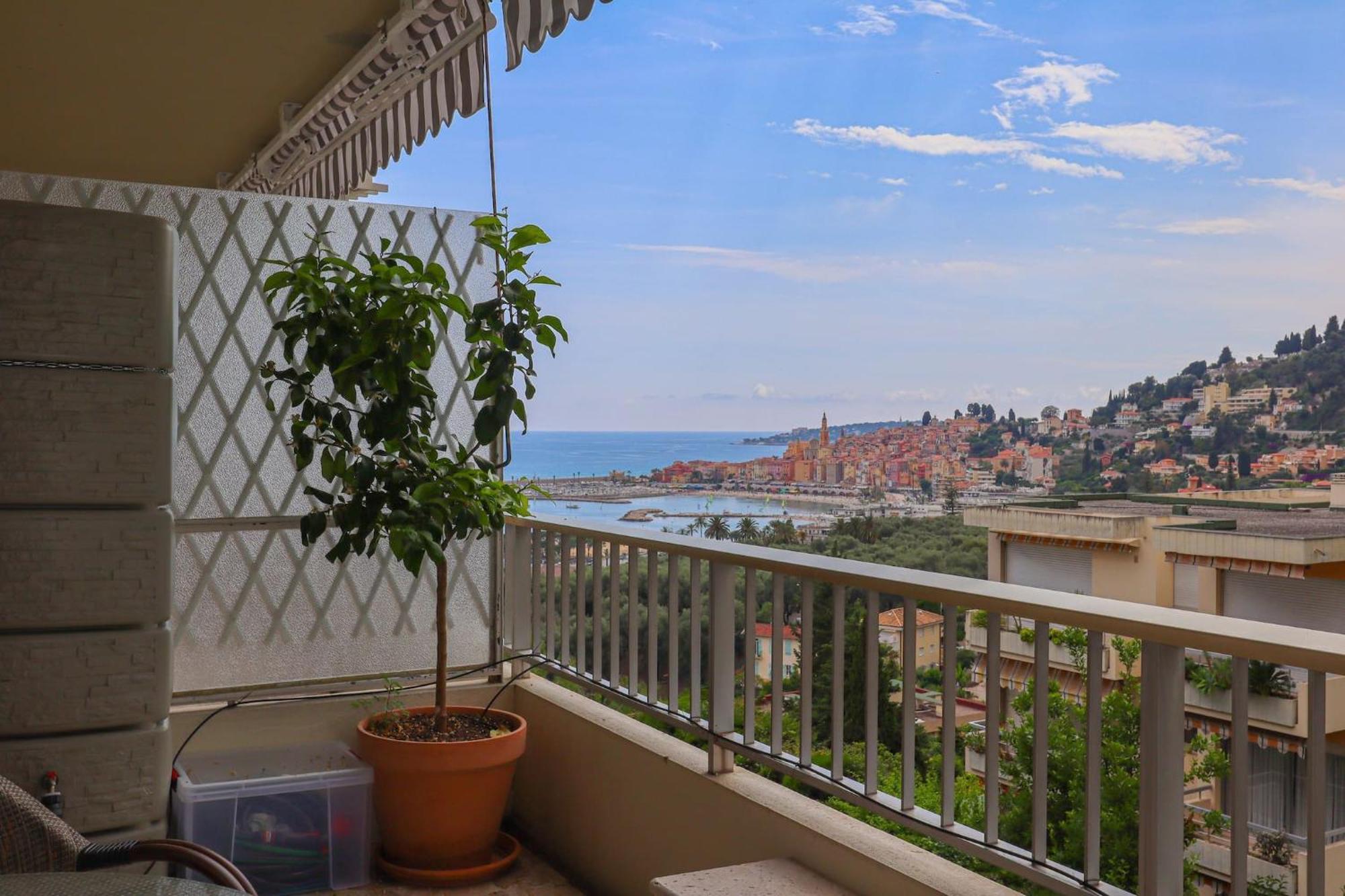 « La Grande Residence » Vue Mer, Piscine Мантон Екстер'єр фото