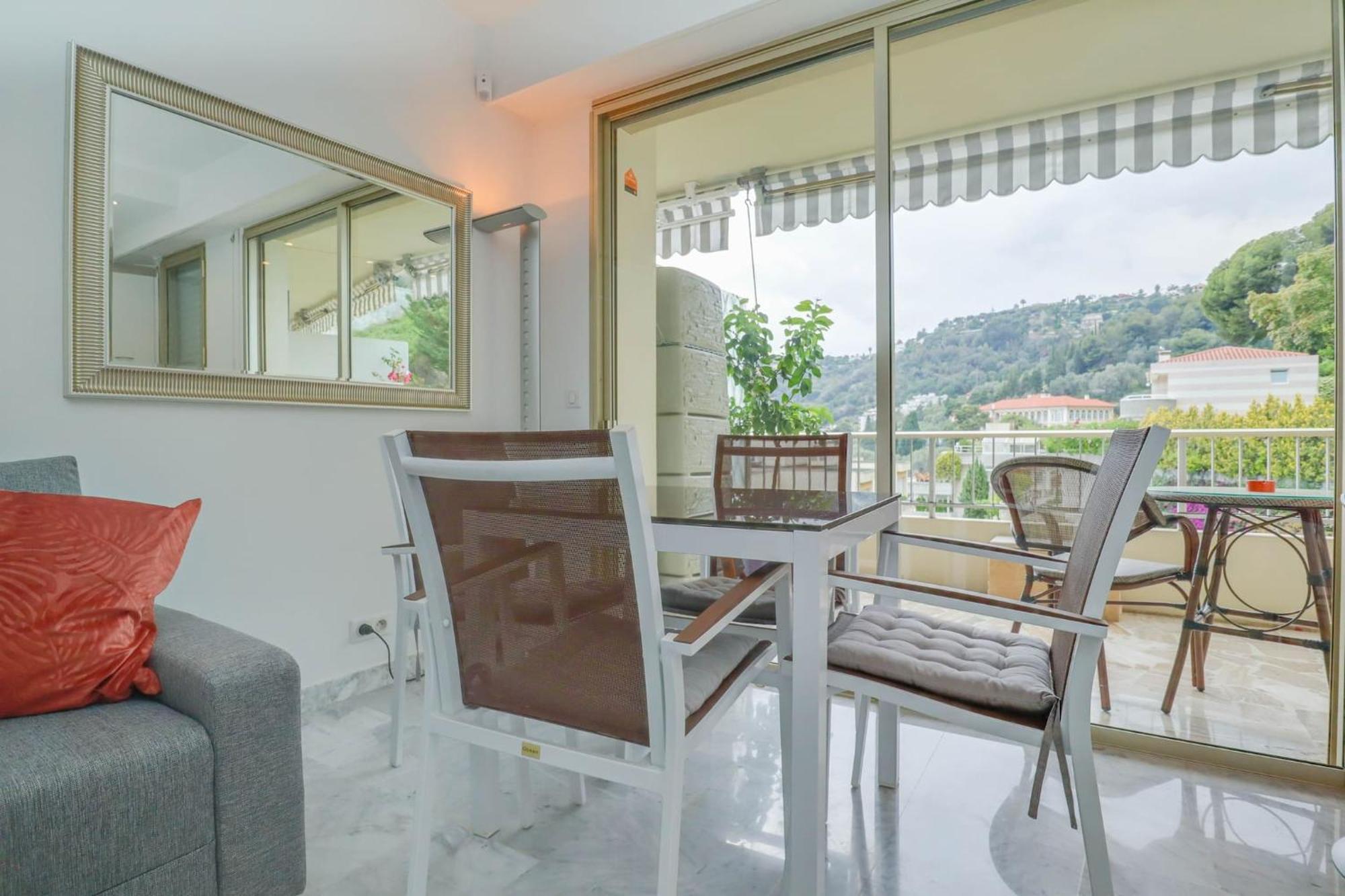 « La Grande Residence » Vue Mer, Piscine Мантон Екстер'єр фото